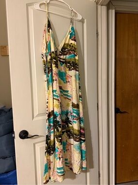 ALOHAS Multi-Color Floral & Abstract V-Neck Maxi Dress